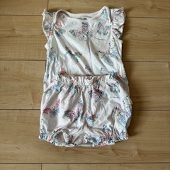GAP ロンパース　ショートパンツの画像