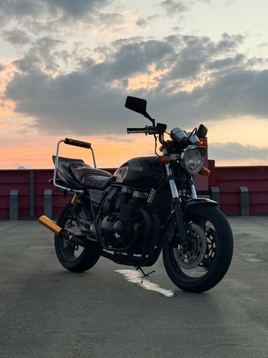 ヤマハ xjr400 4hm