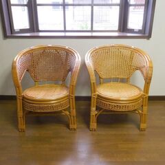 籐いす (2脚)の画像