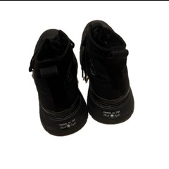 converse 厚底の画像