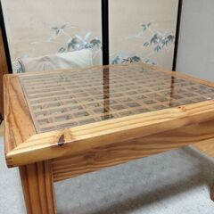 天然木　格子　ガラステーブルの画像