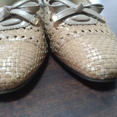 (訳アリ）日本製 22.5ｃｍ　色 茶系　女性用シューズの画像