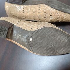 (訳アリ）日本製 22.5ｃｍ　色 茶系　女性用シューズの画像