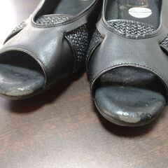 （訳アリ）日本製　ドンキーポイント　23.5ｃｍ　抗菌防臭加工　色　黒　女性用シューズの画像
