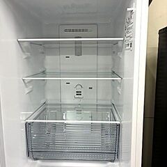 SHARP　ノンフロン冷凍冷蔵庫　SJ-D18P-W　2024年製の画像