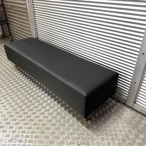 店頭引き渡し 中古 ベンチソファ レザー イス 家具 脚付き 背もたれ無し A