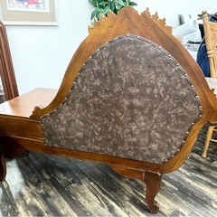 M【中古品】英国アンティーク テレフォンベンチ 輸入家具 クラシック調 猫脚 電話台 引き出し付き ソファー インテリア 生活家具 ブラウンの画像