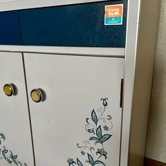 昭和レトロ　食器棚　ナショナルパネの画像