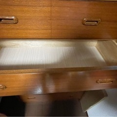 木製タンスの画像