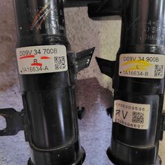 【値下げ】2015年式デミオ(DJ5FS) 純正ショックアブソーバー1台分 走行距離5000km 新同の画像