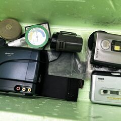 【本日限定無料】車パーツ・カセットプレイヤー・CD・LPレコード・テレビ・電気機器・他雑貨の画像