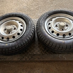 25‘新品スタッドレス145/70R12+中古鉄ホイール組4本セットの画像