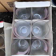 食器大量の画像