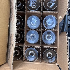 食器大量の画像