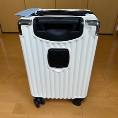 スーツケース　新品　未使用の画像