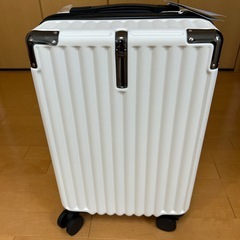 スーツケース　新品　未使用の画像