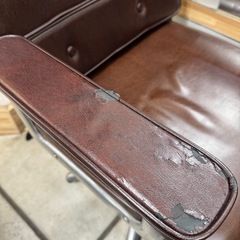 美容室　椅子　スタイリングチェア　4脚セットの画像