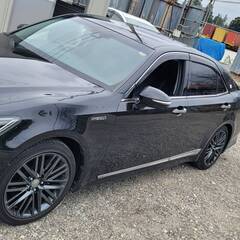 クラウンハイブリッド　アスリートS 黒　２１０系の画像