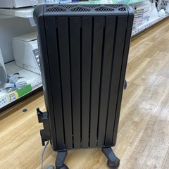 DeLonghi デロンギ オイルヒーター MDHU09-PB ブラック 季節家電 暖房器具 のご紹介です！の画像