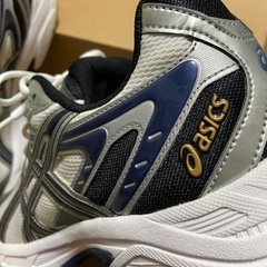 【新品】ジョギングシューズの画像