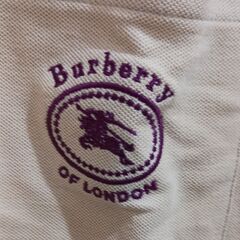 【新品、未使用】BURBERRY ポロシャツ　サイズMの画像