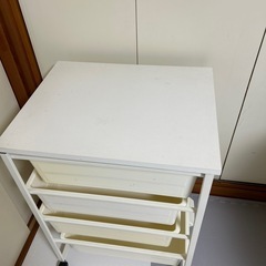IKEA 収納ラックの画像