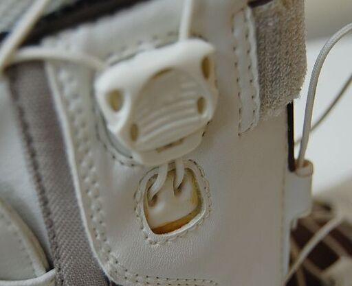 24.0cm DEELUXE スノーボードブーツ ALPHA LARA ホワイト 花柄 レディース スノボ ディーラックス アルファ ララ 札幌市 清田区 平岡