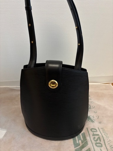 Louis Vuitton ルイヴィトン クリュニー エピ 黒 M52252 ショルダーバッグ