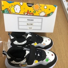👟 子供用スニーカー（新品・箱付き)の画像