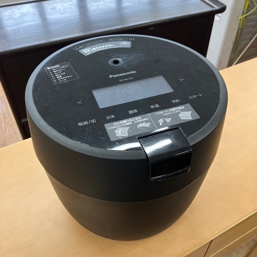 「安心の6ヶ月保証付。【Panasonic 圧力IH炊飯ジャー SR-NA102 5合(0.9L)2023年製】取りに来れる方限定。」