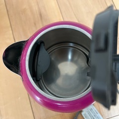 【ジャンク】デロンギ電気ケトルの画像