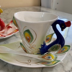 孔雀カップの画像
