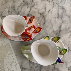 孔雀カップの画像