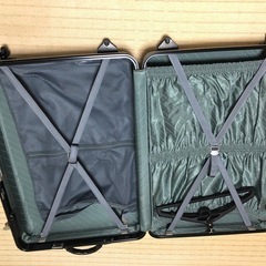 スーツケースの画像