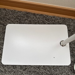 タブレットスタンド　寝ながらタブレット操作　iPad iPhoneの画像