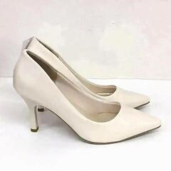 【新品/保管品】‪︎❤︎‪︎ flicka/フリッカ☆ハイヒール アイボリーLの画像