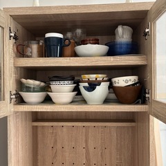 食器棚の画像