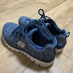 SKECHERS スニーカー ネイビー 24.5cmの画像