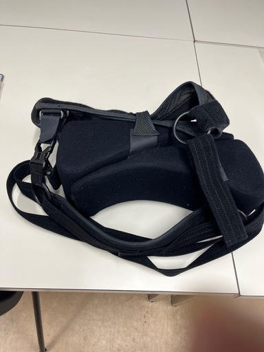 肩関節固定用装具　BREGslingshot3 左右兼用