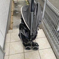 アップリカ　ベビーカー　 ラクーナクッションの画像