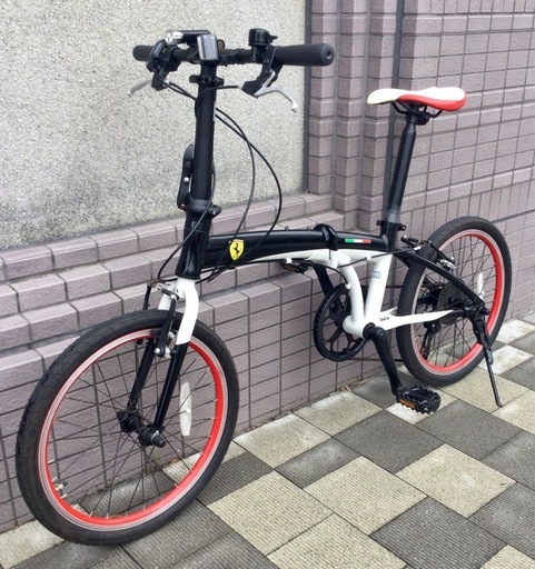 FERRARI フェラーリ　折り畳み自転車　７段変速　東京　中央線　吉祥寺駅　三鷹　京王線　仙川駅
