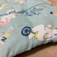 ミニクッション シロクマ柄の画像