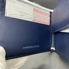 新品未使用　TOMMY JEANS　トミージーンズ　 二つ折り財布 AM0AM07603C87の画像