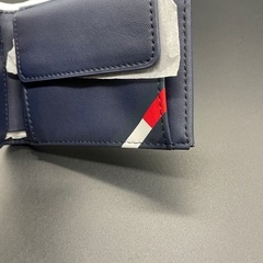 新品未使用　TOMMY JEANS　トミージーンズ　 二つ折り財布 AM0AM07603C87の画像