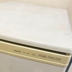 家庭用　冷凍庫の画像