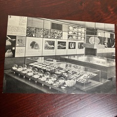 古い絵葉書 横浜　シルクセンターの画像