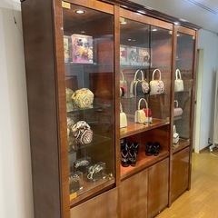 無料　高級商品棚の画像