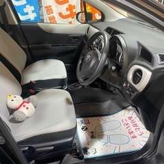 トヨタ　ヴィッツ　平成26年　6.8万キロ　1.3F  4WD NSP135 車検令和9年1月　スマートキー　プッシュスタート　の画像