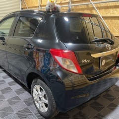 トヨタ　ヴィッツ　平成26年　6.8万キロ　1.3F  4WD NSP135 車検令和9年1月　スマートキー　プッシュスタート　の画像