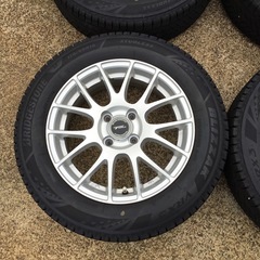 175/65R15 アルミホイール付スタッドレスタイヤ4本セットの画像